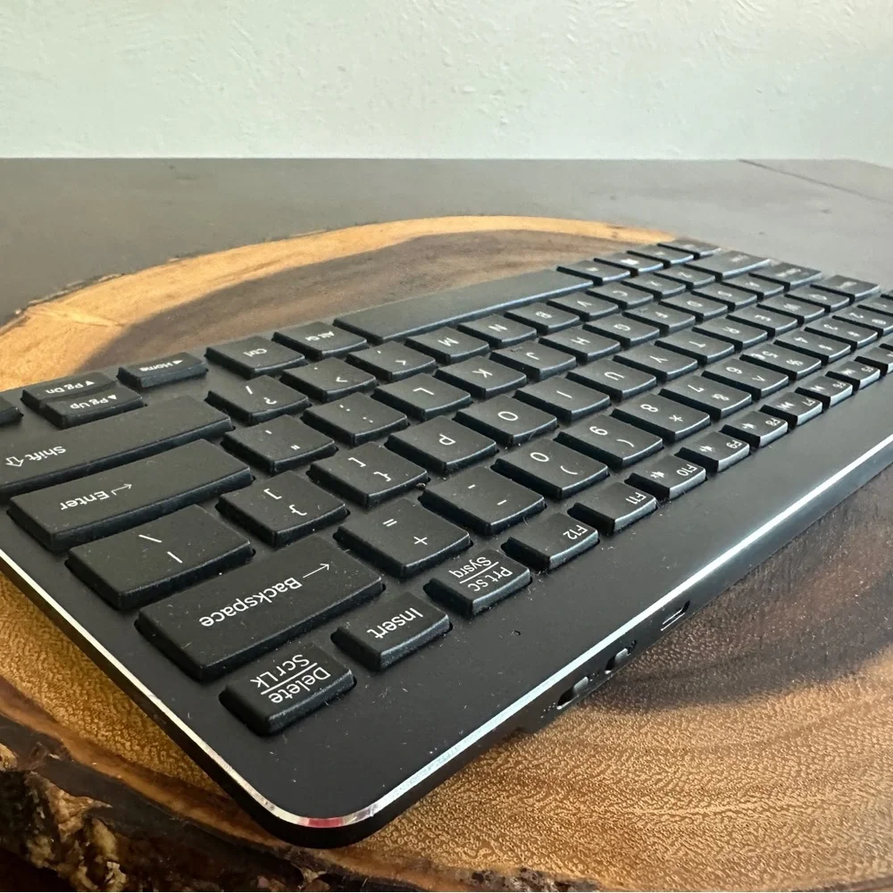 Perixx Periboard-811 Bluetooth Keyboard Portable Android And Windows Compatible